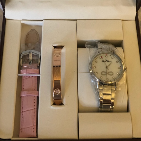 Lucien Piccard Accessories - Lucien Piccard Eterno Quarts Silver Watch
